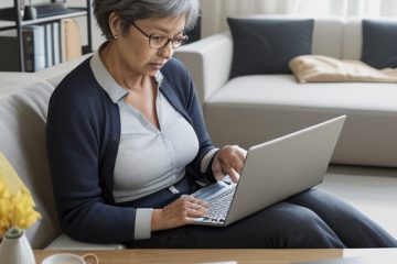 Cara Membeli Gadget dengan Bijak untuk Finansial yang Seimbang