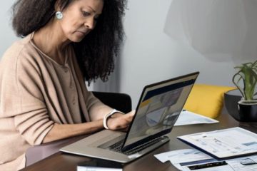 Membeli Gadget dengan Bijak untuk Meningkatkan Kualitas Hidup